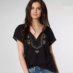 Lucky Brand Women's Black Embroidered Peasant Top Size L Large